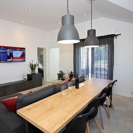 Apartman Gajka Supetar Exteriér fotografie